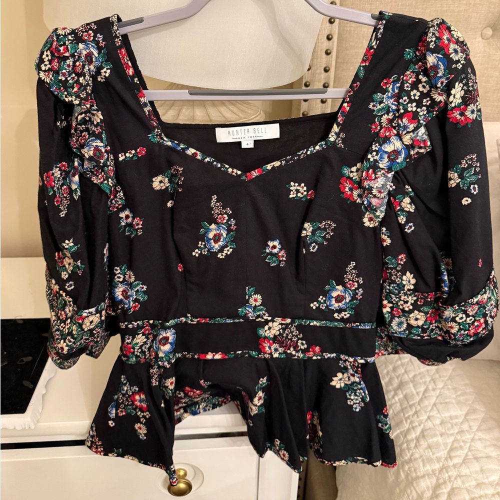 Hunter Bell top size 4